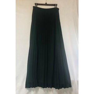 Deep Green Pleated Maxi Skirt